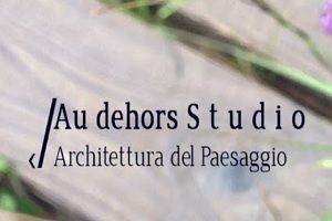 Au Dehors Studios, logo